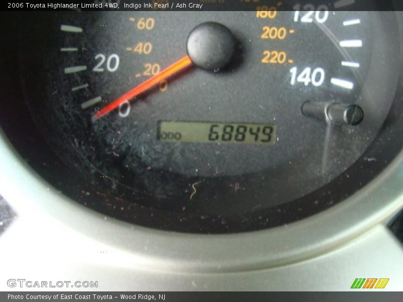 Indigo Ink Pearl / Ash Gray 2006 Toyota Highlander Limited 4WD