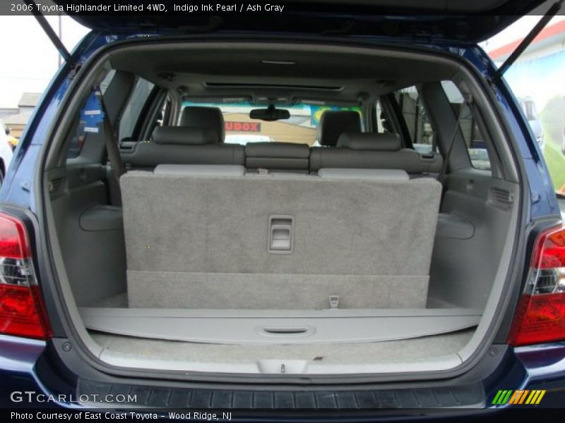 Indigo Ink Pearl / Ash Gray 2006 Toyota Highlander Limited 4WD