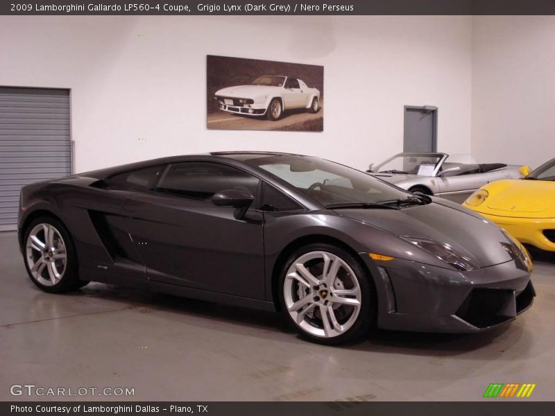 Front 3/4 View of 2009 Gallardo LP560-4 Coupe