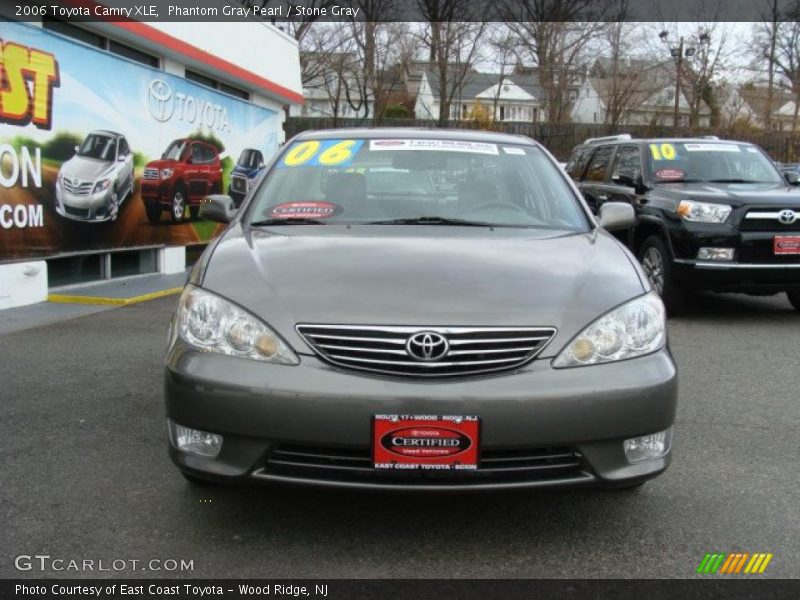 Phantom Gray Pearl / Stone Gray 2006 Toyota Camry XLE