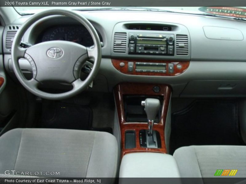 Phantom Gray Pearl / Stone Gray 2006 Toyota Camry XLE