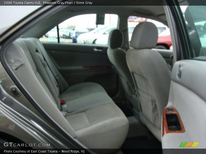 Phantom Gray Pearl / Stone Gray 2006 Toyota Camry XLE