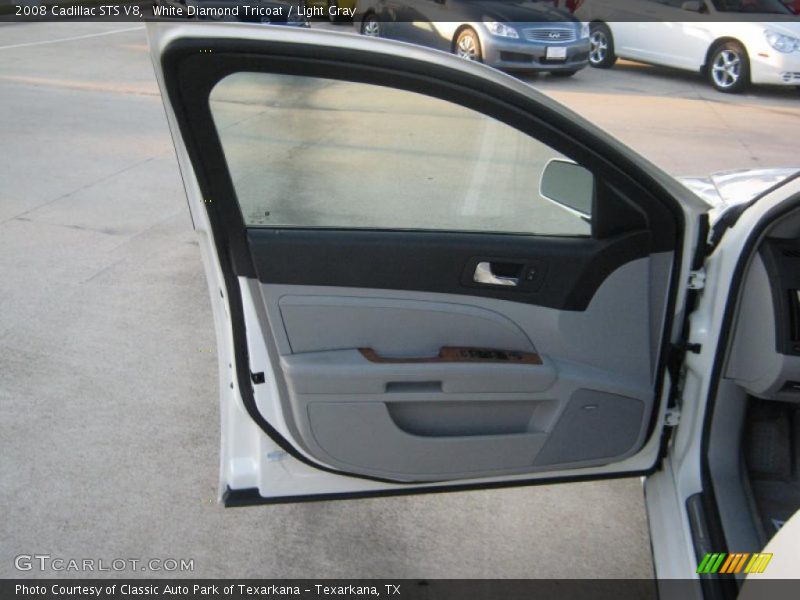 White Diamond Tricoat / Light Gray 2008 Cadillac STS V8