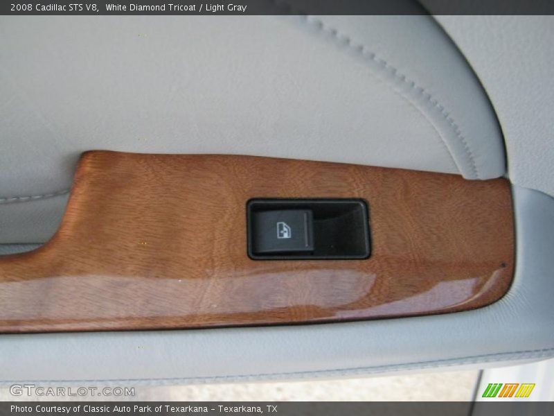 White Diamond Tricoat / Light Gray 2008 Cadillac STS V8