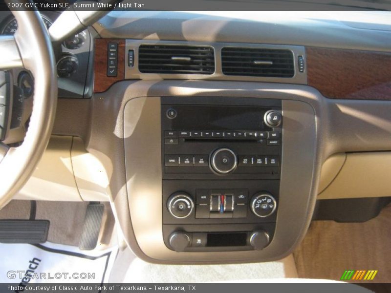 Summit White / Light Tan 2007 GMC Yukon SLE