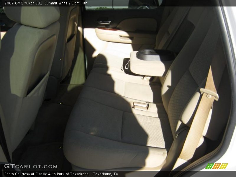 Summit White / Light Tan 2007 GMC Yukon SLE