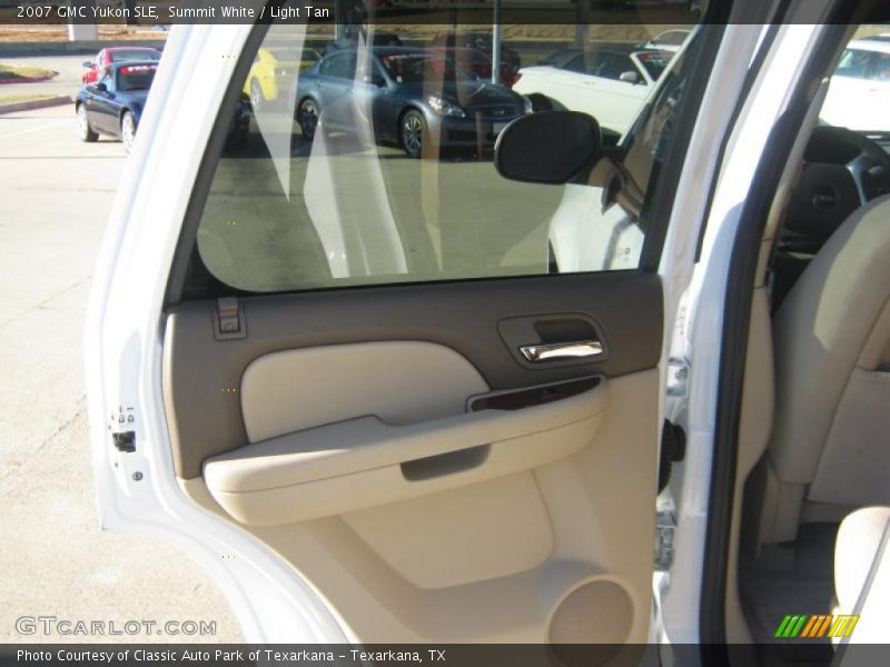 Summit White / Light Tan 2007 GMC Yukon SLE