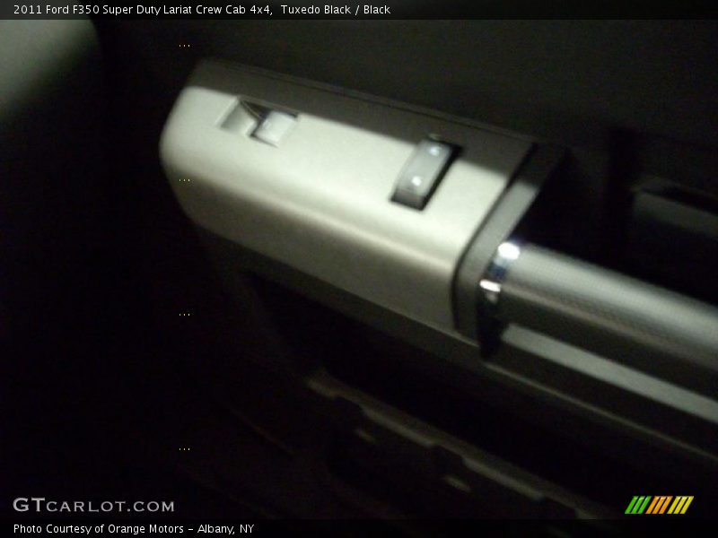 Tuxedo Black / Black 2011 Ford F350 Super Duty Lariat Crew Cab 4x4