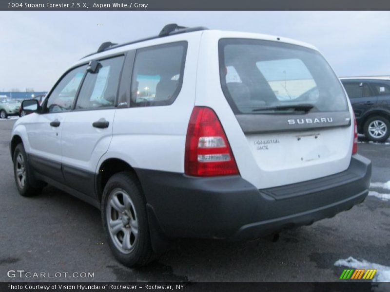 Aspen White / Gray 2004 Subaru Forester 2.5 X