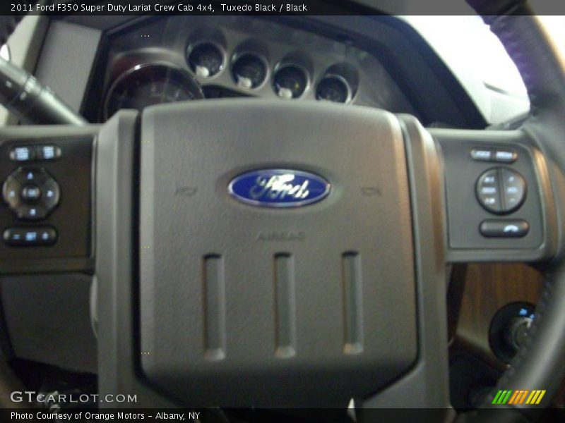 Tuxedo Black / Black 2011 Ford F350 Super Duty Lariat Crew Cab 4x4