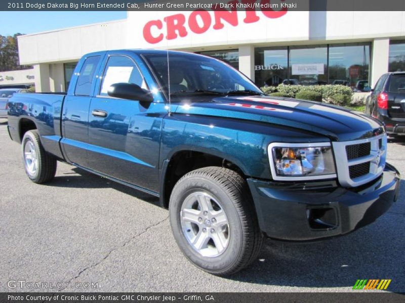 Front 3/4 View of 2011 Dakota Big Horn Extended Cab