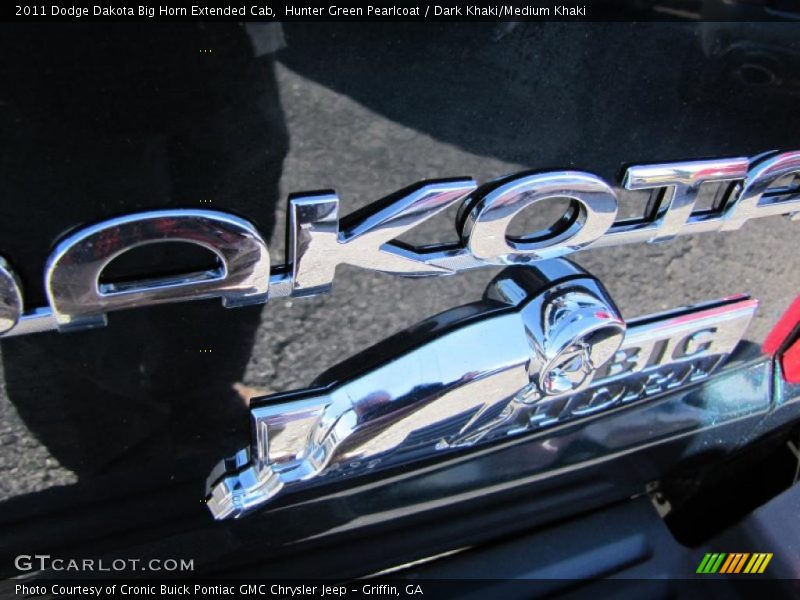 Hunter Green Pearlcoat / Dark Khaki/Medium Khaki 2011 Dodge Dakota Big Horn Extended Cab