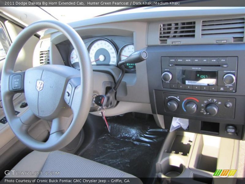 Hunter Green Pearlcoat / Dark Khaki/Medium Khaki 2011 Dodge Dakota Big Horn Extended Cab