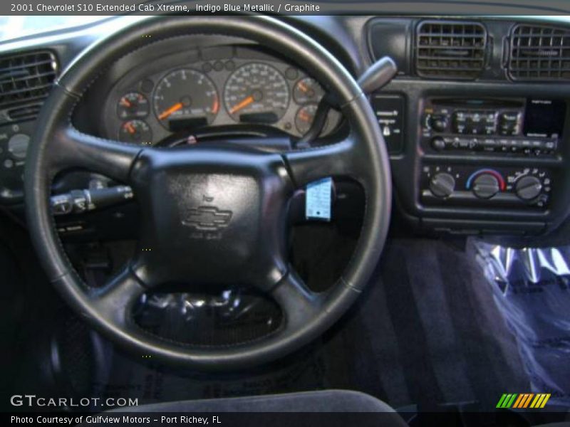 Indigo Blue Metallic / Graphite 2001 Chevrolet S10 Extended Cab Xtreme