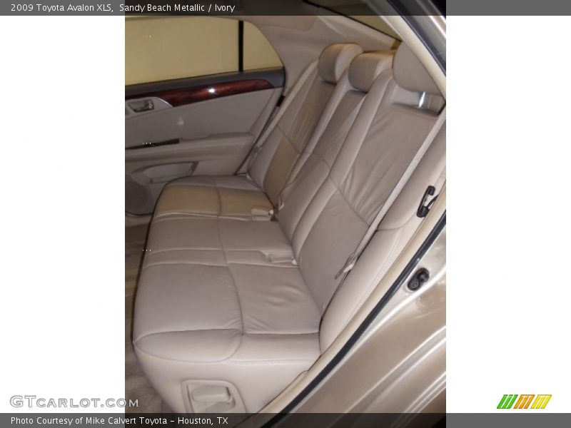 Sandy Beach Metallic / Ivory 2009 Toyota Avalon XLS