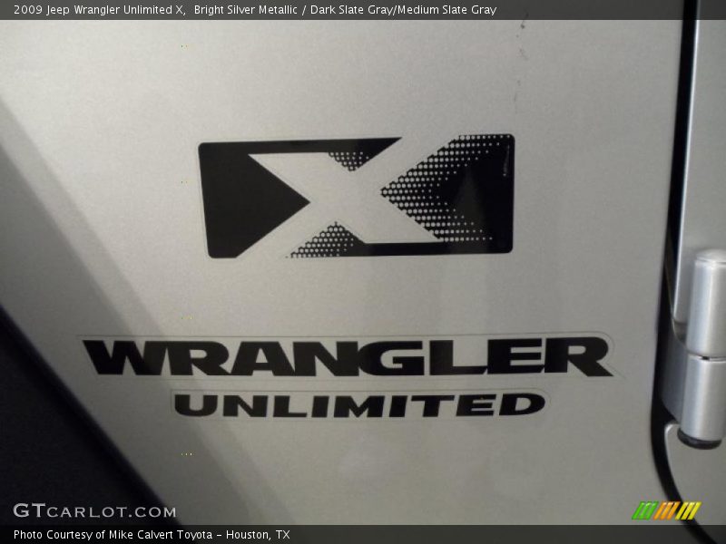 Bright Silver Metallic / Dark Slate Gray/Medium Slate Gray 2009 Jeep Wrangler Unlimited X