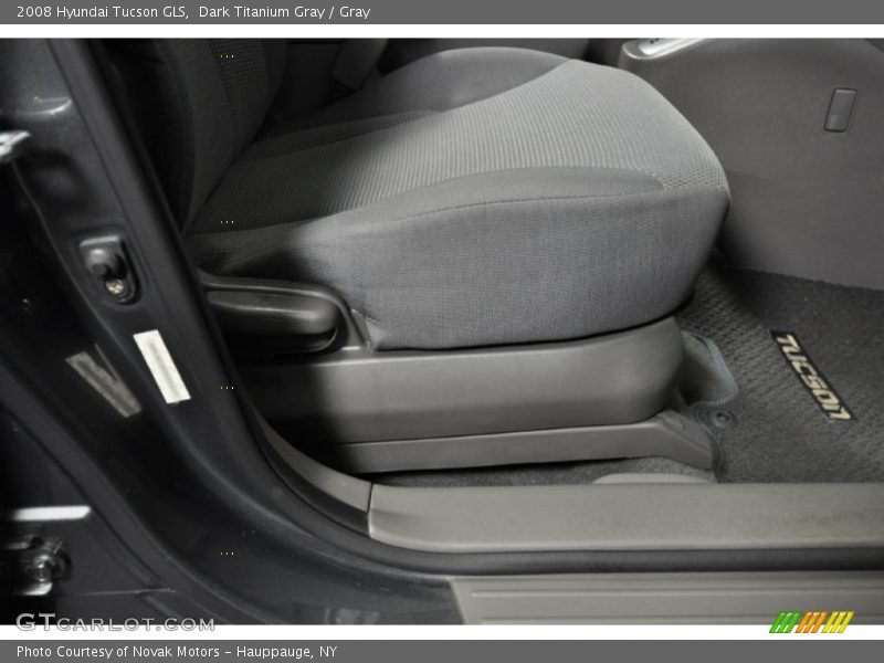 Dark Titanium Gray / Gray 2008 Hyundai Tucson GLS