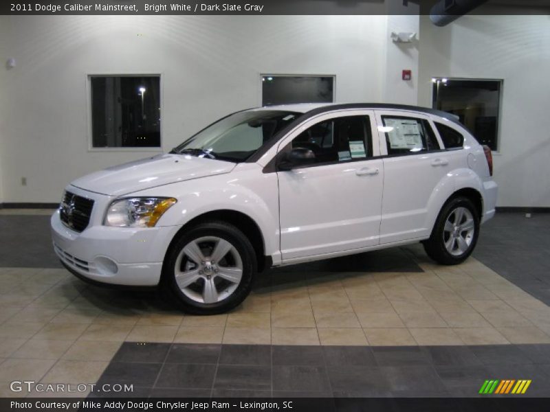 Bright White / Dark Slate Gray 2011 Dodge Caliber Mainstreet