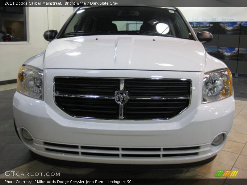 Bright White / Dark Slate Gray 2011 Dodge Caliber Mainstreet