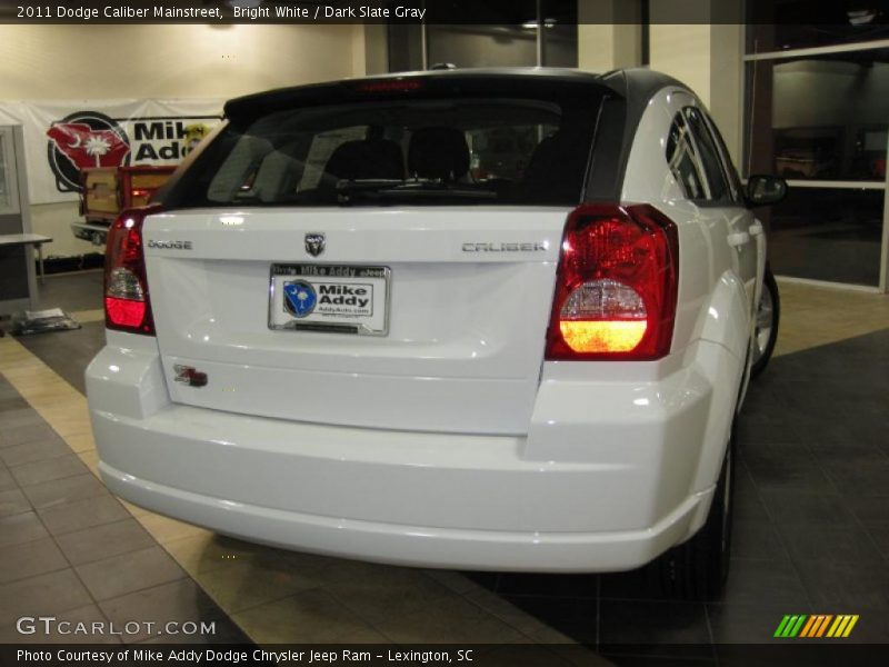Bright White / Dark Slate Gray 2011 Dodge Caliber Mainstreet