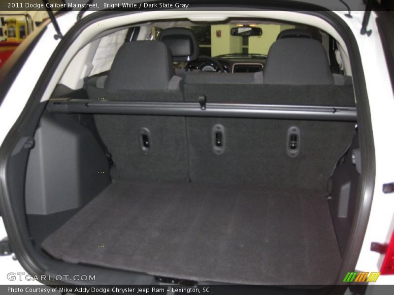 Bright White / Dark Slate Gray 2011 Dodge Caliber Mainstreet