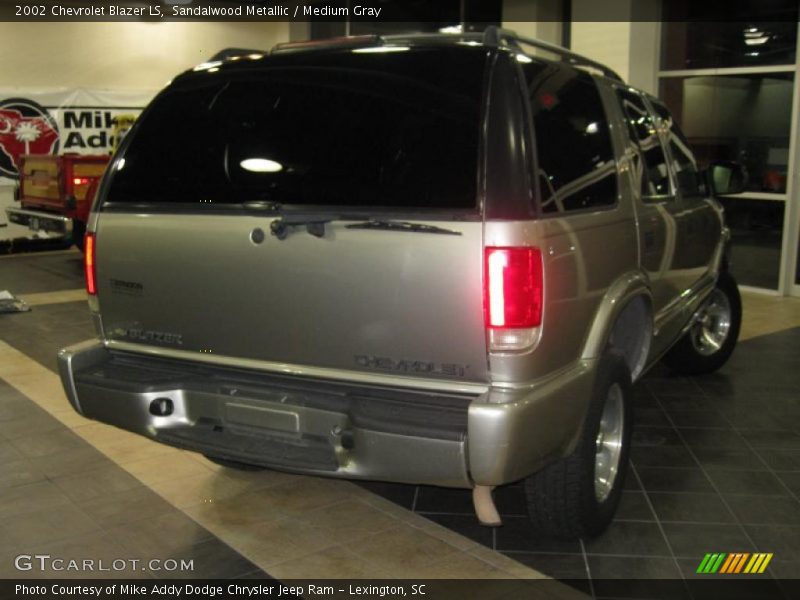 Sandalwood Metallic / Medium Gray 2002 Chevrolet Blazer LS