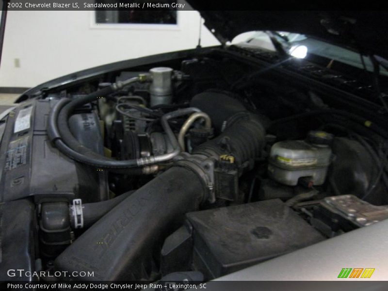 Sandalwood Metallic / Medium Gray 2002 Chevrolet Blazer LS