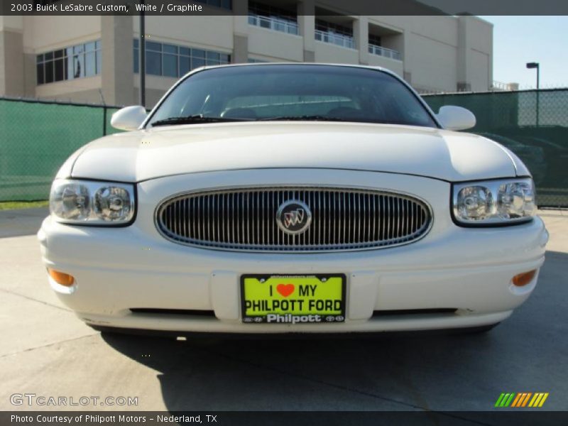 White / Graphite 2003 Buick LeSabre Custom