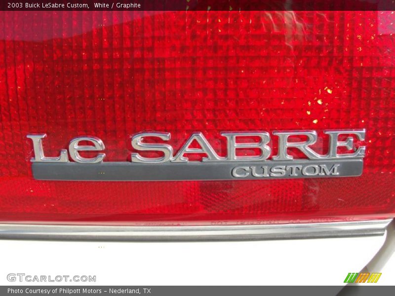 White / Graphite 2003 Buick LeSabre Custom