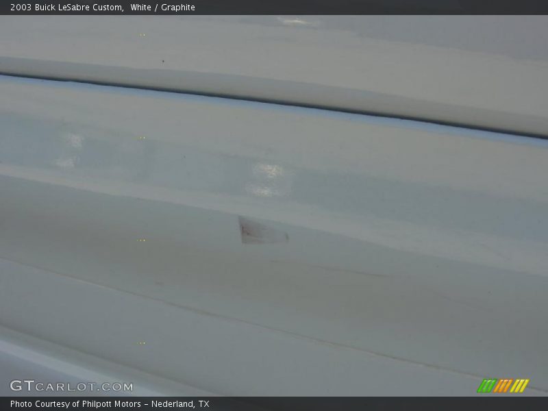 White / Graphite 2003 Buick LeSabre Custom