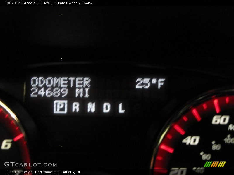 Summit White / Ebony 2007 GMC Acadia SLT AWD