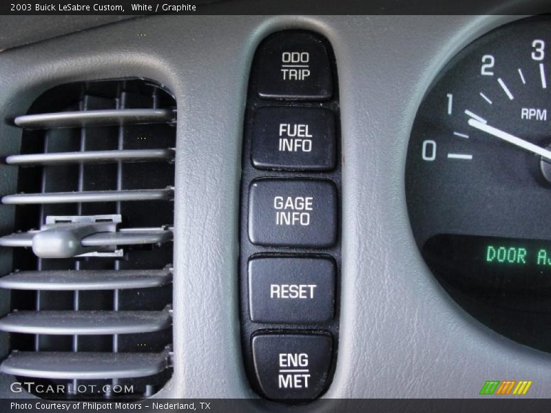 White / Graphite 2003 Buick LeSabre Custom