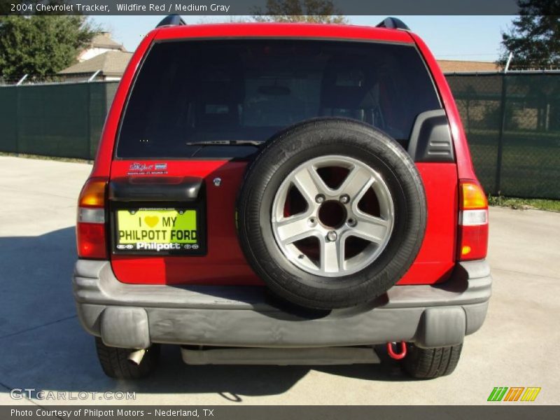 Wildfire Red / Medium Gray 2004 Chevrolet Tracker