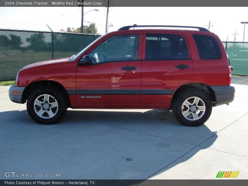 Wildfire Red / Medium Gray 2004 Chevrolet Tracker