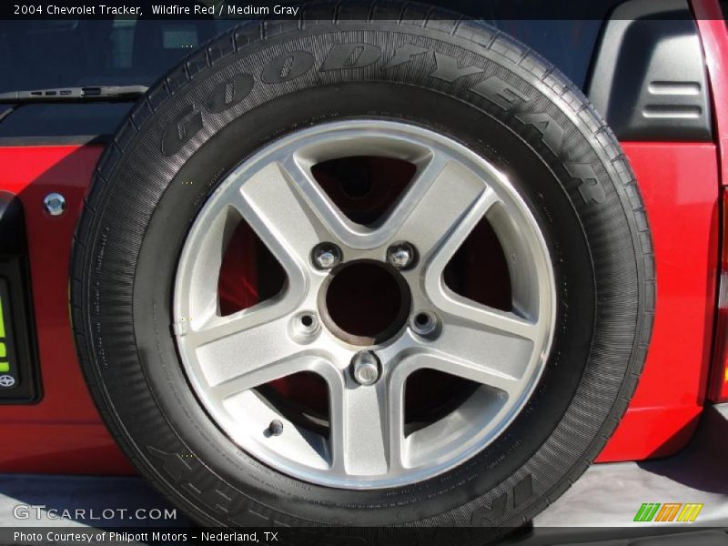 Wildfire Red / Medium Gray 2004 Chevrolet Tracker
