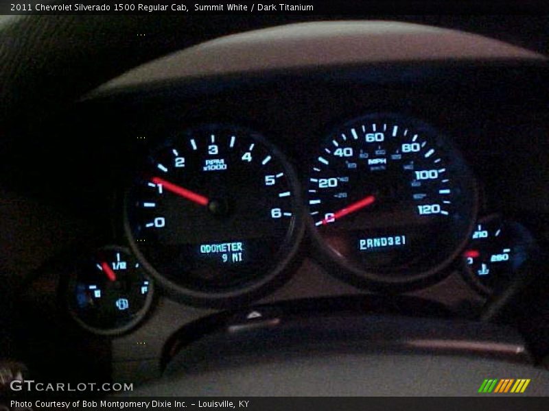 Summit White / Dark Titanium 2011 Chevrolet Silverado 1500 Regular Cab