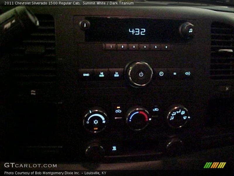 Summit White / Dark Titanium 2011 Chevrolet Silverado 1500 Regular Cab