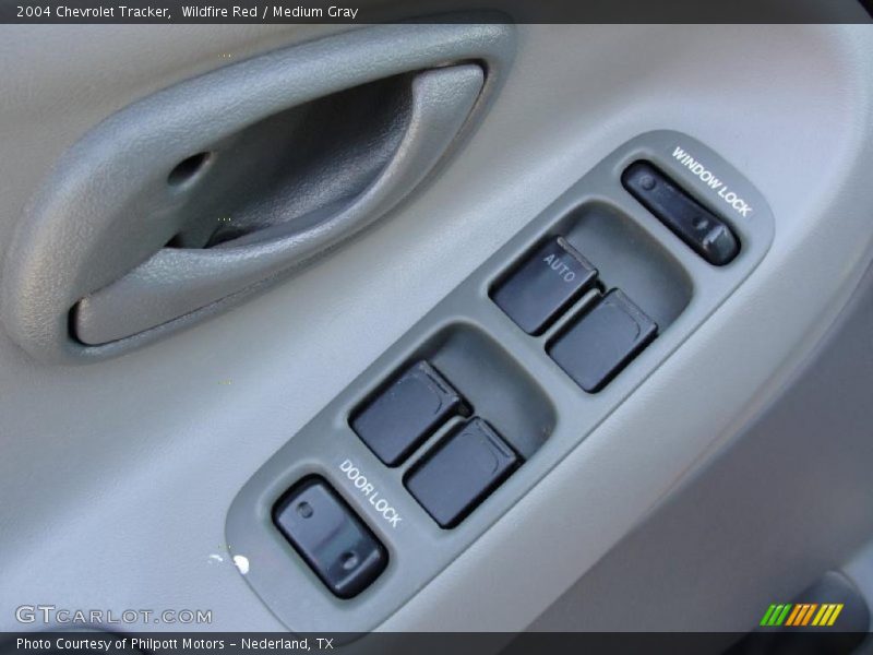 Wildfire Red / Medium Gray 2004 Chevrolet Tracker