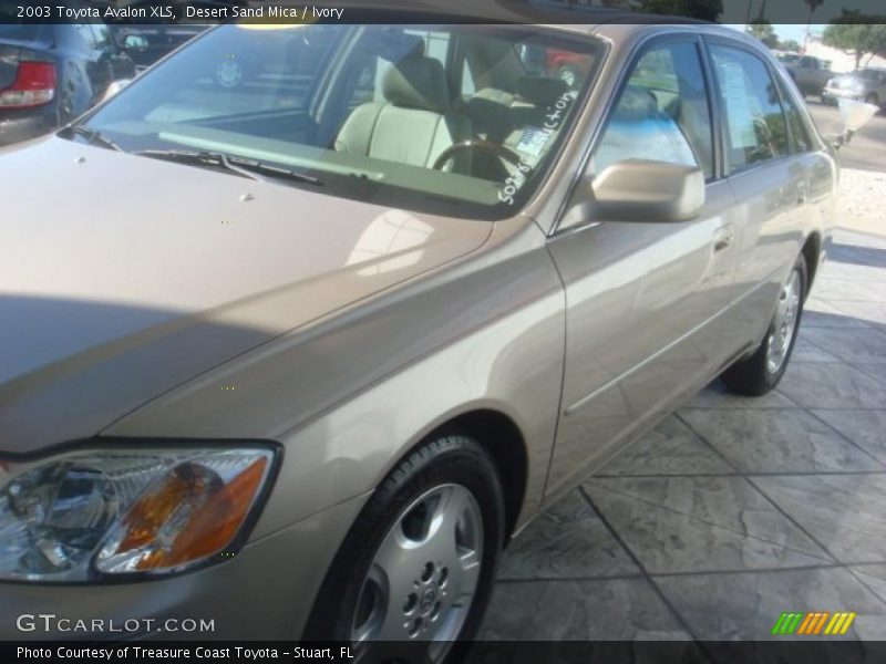 Desert Sand Mica / Ivory 2003 Toyota Avalon XLS