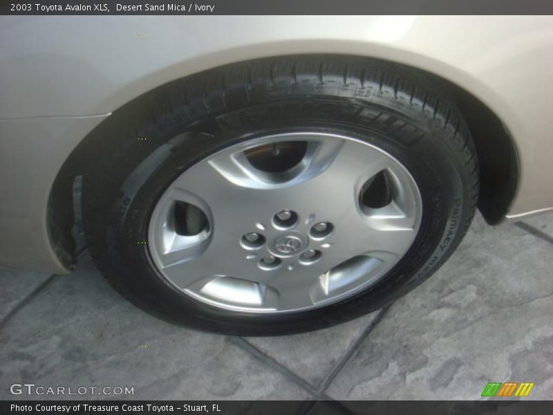 Desert Sand Mica / Ivory 2003 Toyota Avalon XLS