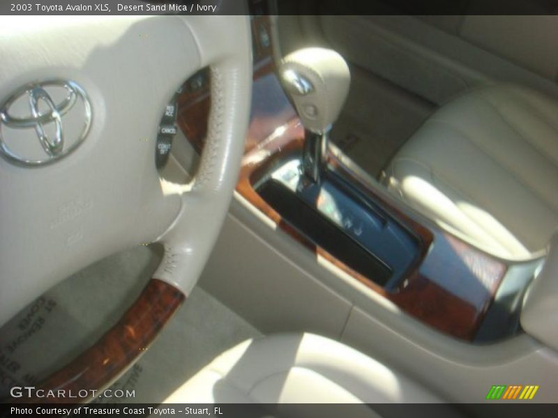 Desert Sand Mica / Ivory 2003 Toyota Avalon XLS