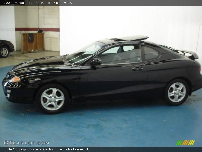 Jet Black / Black/Gray 2001 Hyundai Tiburon