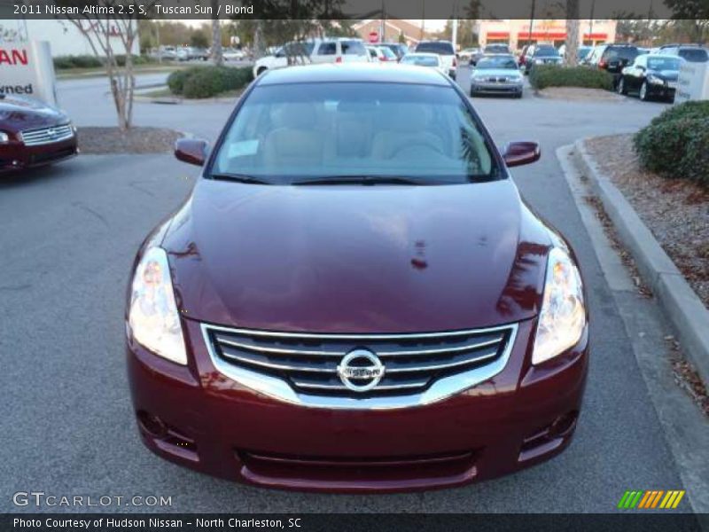 Tuscan Sun / Blond 2011 Nissan Altima 2.5 S