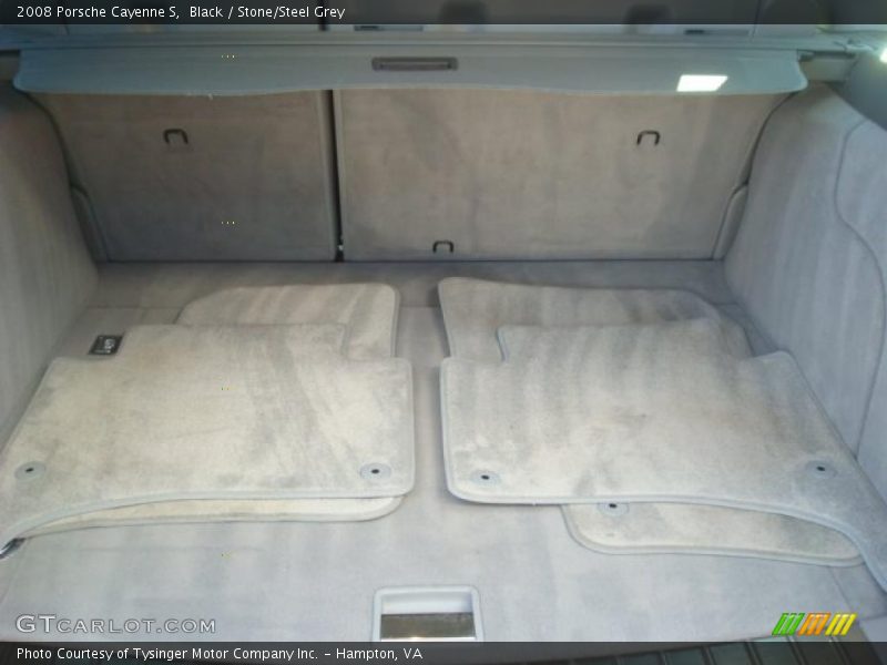  2008 Cayenne S Trunk