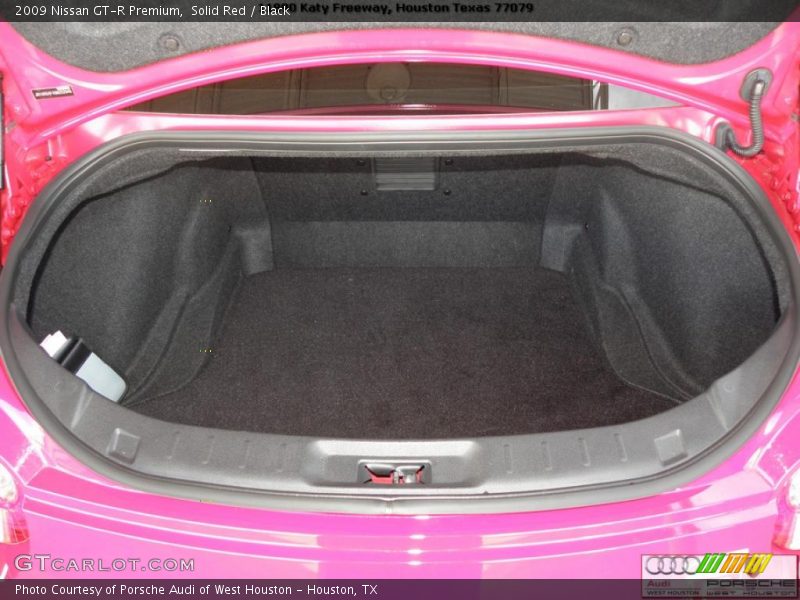  2009 GT-R Premium Trunk