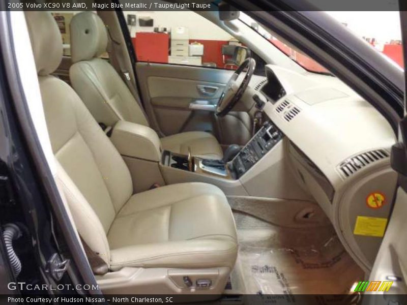  2005 XC90 V8 AWD Taupe/Light Taupe Interior