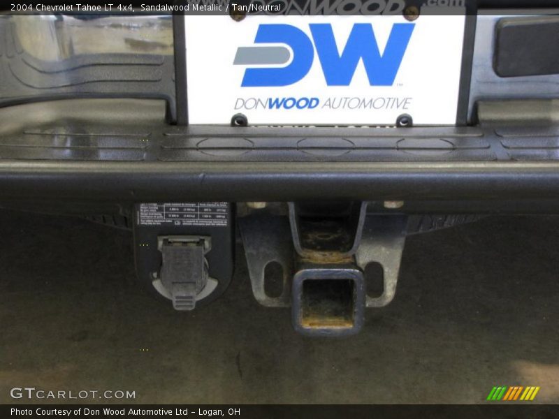 Sandalwood Metallic / Tan/Neutral 2004 Chevrolet Tahoe LT 4x4