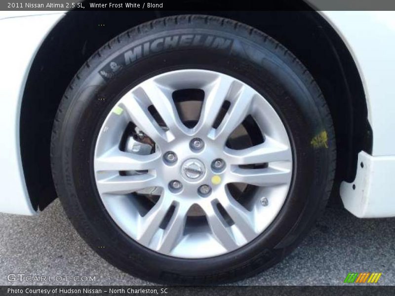 Winter Frost White / Blond 2011 Nissan Altima 2.5 SL