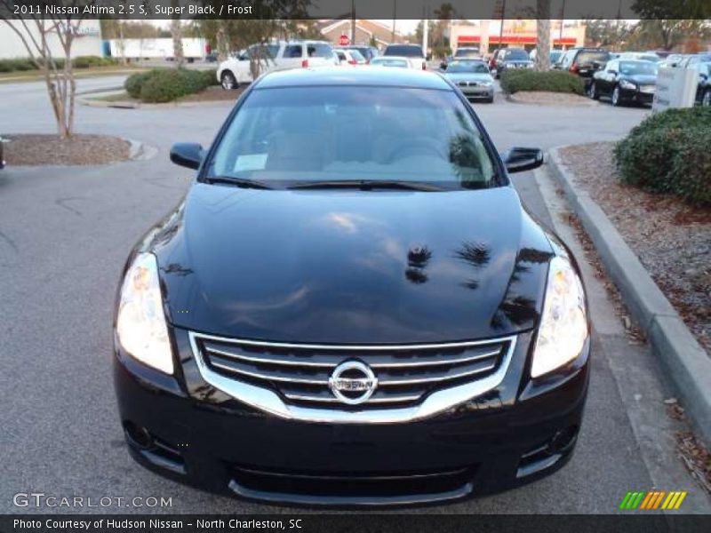 Super Black / Frost 2011 Nissan Altima 2.5 S