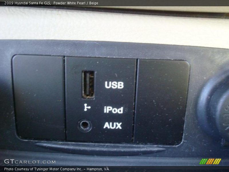 Powder White Pearl / Beige 2009 Hyundai Santa Fe GLS
